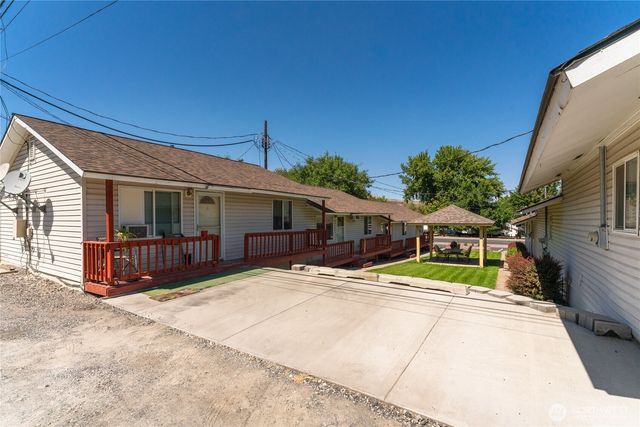 280 E Grand Coulee Avenue, Grand Coulee, WA 99133