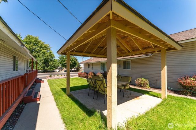 280 E Grand Coulee Avenue, Grand Coulee, WA 99133