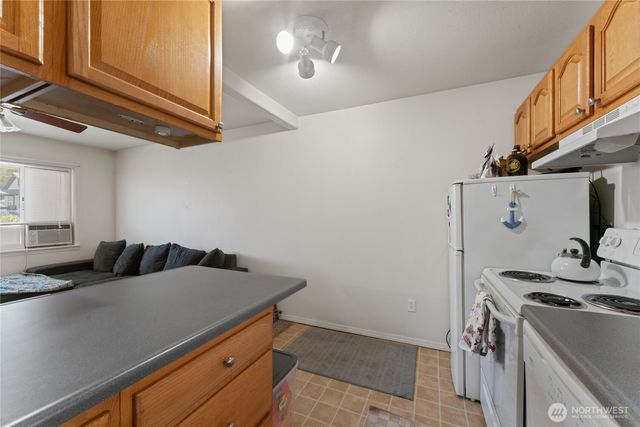 280 E Grand Coulee Avenue, Grand Coulee, WA 99133