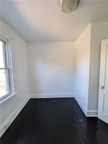 1813 Converse St, Mckeesport, PA 15132