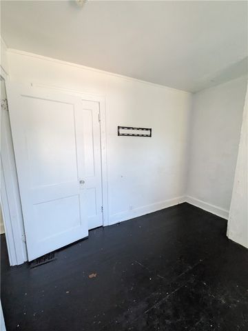 1813 Converse St, Mckeesport, PA 15132