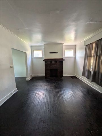 1813 Converse St, Mckeesport, PA 15132