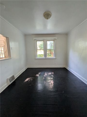 1813 Converse St, Mckeesport, PA 15132