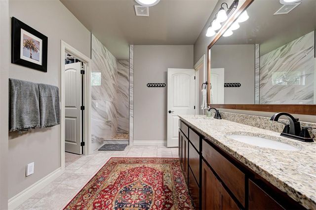 10430 Pine Ridge Road, Edmond, OK 73025