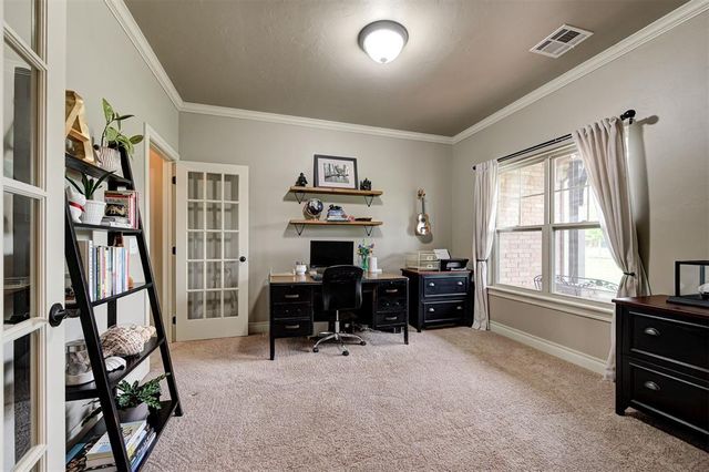 10430 Pine Ridge Road, Edmond, OK 73025