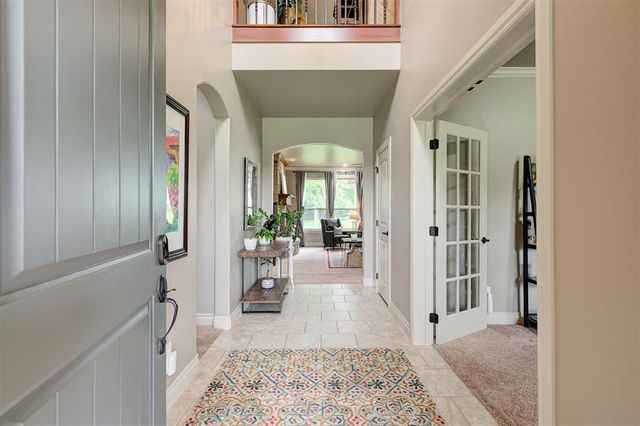 10430 Pine Ridge Road, Edmond, OK 73025