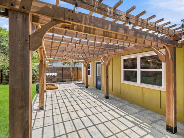 11214 Prairie Dove CIR, Austin, TX 78758