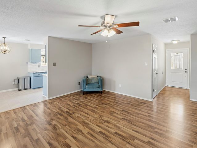 11214 Prairie Dove CIR, Austin, TX 78758