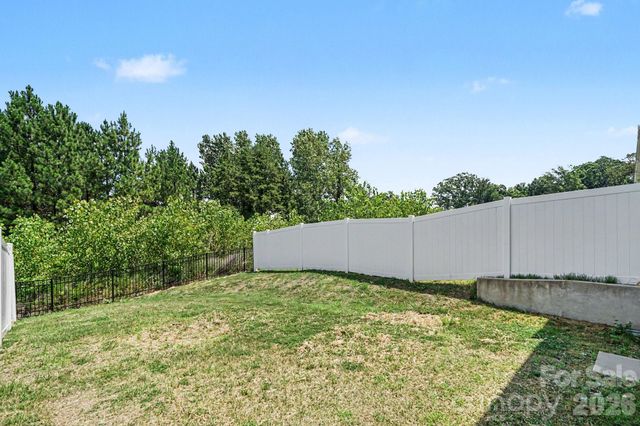 2240 Latimer Lane, Charlotte, NC 28214