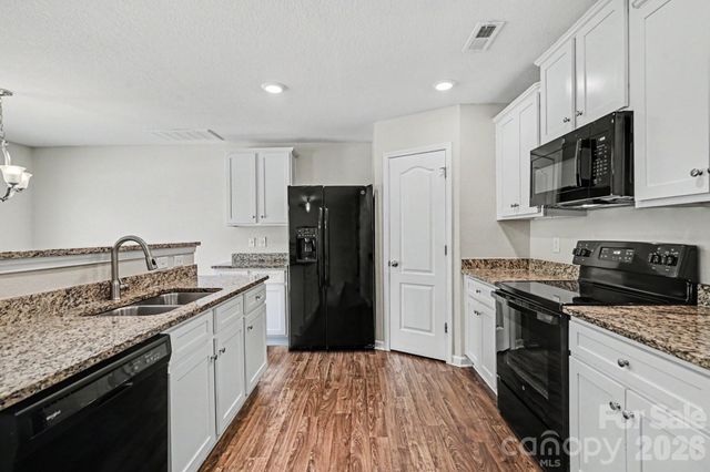 2240 Latimer Lane, Charlotte, NC 28214