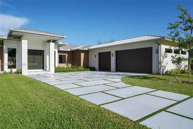 27505 SW 172nd Ave, Homestead, FL 33031