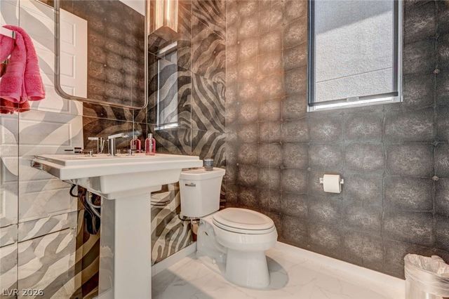 10752 Patina Hills Court, Las Vegas, NV 89135