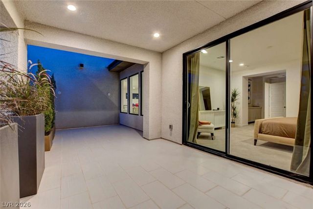 10752 Patina Hills Court, Las Vegas, NV 89135