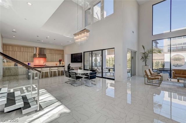 10752 Patina Hills Court, Las Vegas, NV 89135