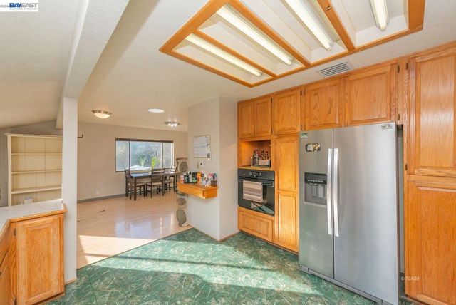 1476 1476 Poker Bar Rd, Douglas City, CA 96024