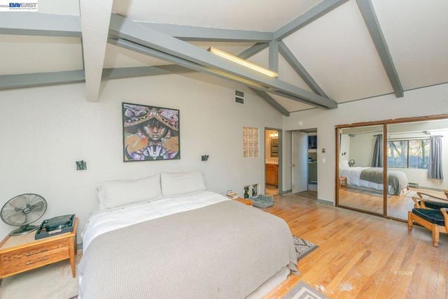 1476 1476 Poker Bar Rd, Douglas City, CA 96024