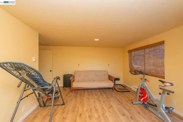 1476 1476 Poker Bar Rd, Douglas City, CA 96024