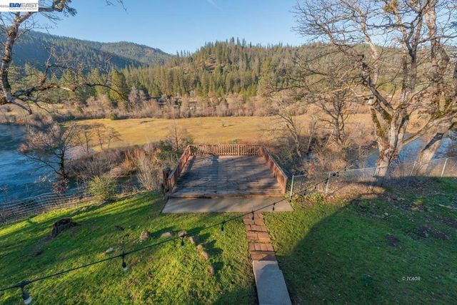 1476 1476 Poker Bar Rd, Douglas City, CA 96024