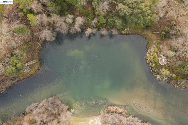 1476 1476 Poker Bar Rd, Douglas City, CA 96024