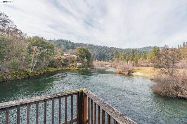 1476 1476 Poker Bar Rd, Douglas City, CA 96024