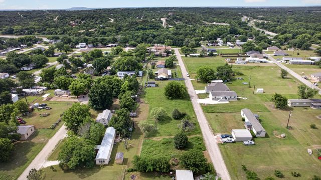 5429 Highview Drive, Granbury, TX 76048