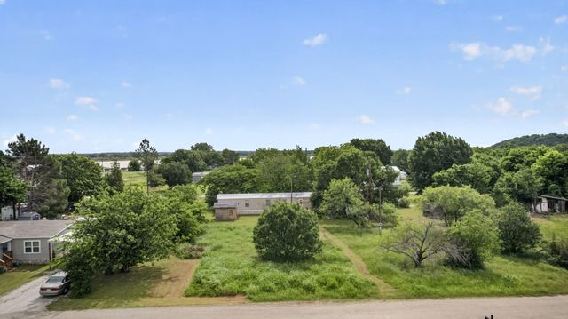 5429 Highview Drive, Granbury, TX 76048