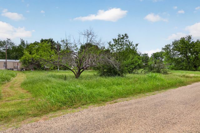 5429 Highview Drive, Granbury, TX 76048