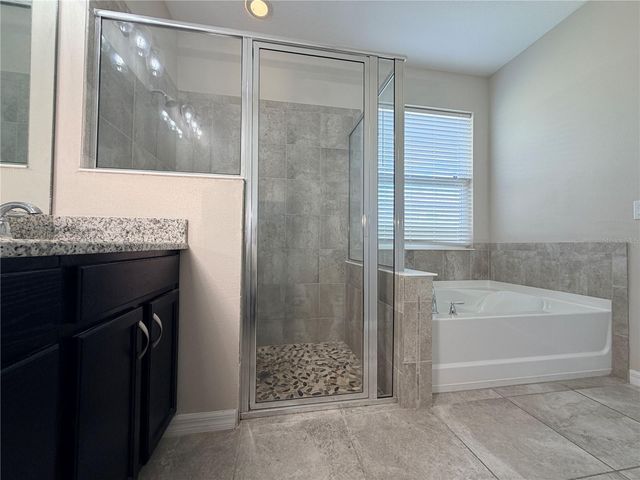 2412 ANNACELLA AVENUE, Kissimmee, FL 34741