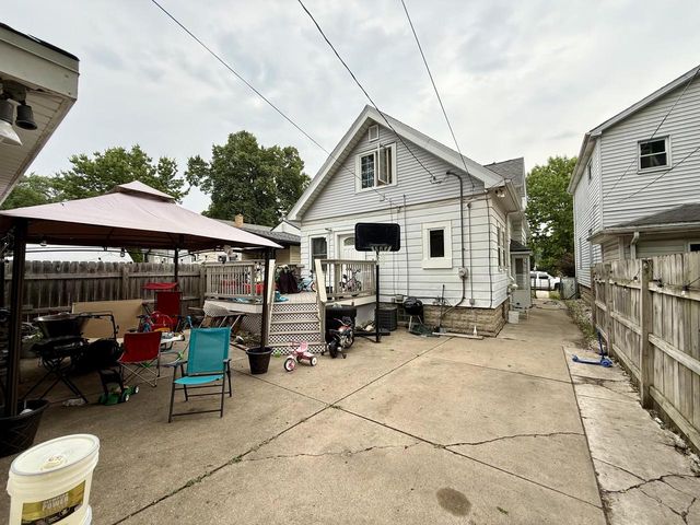 439 S 67th STREET, Milwaukee, WI 53214