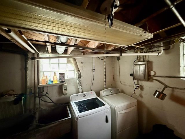 439 S 67th STREET, Milwaukee, WI 53214