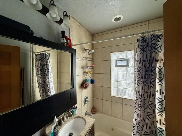 439 S 67th STREET, Milwaukee, WI 53214