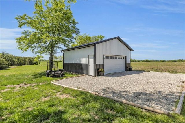 36987 Somerset Road, Lacygne, KS 66040