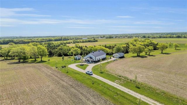 36987 Somerset Road, Lacygne, KS 66040