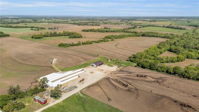 36987 Somerset Road, Lacygne, KS 66040
