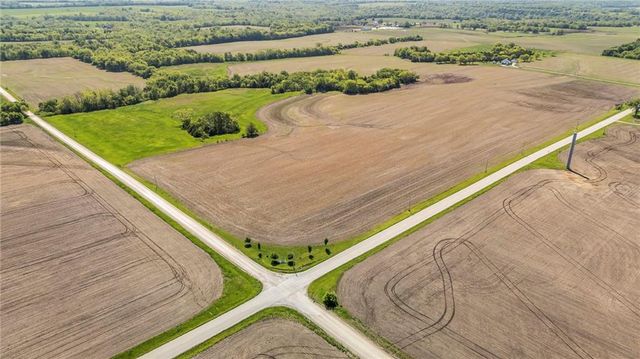 36987 Somerset Road, Lacygne, KS 66040