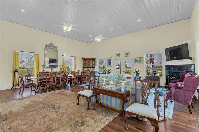 36987 Somerset Road, Lacygne, KS 66040