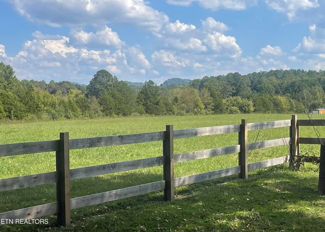 3242 US-411, Englewood, TN 37329