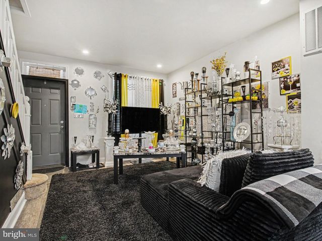 2517 ROBB ST, Baltimore, MD 21218