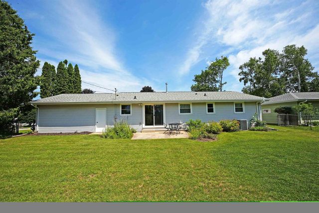 2915 BROOKVIEW COURT, Green Bay, WI 54313