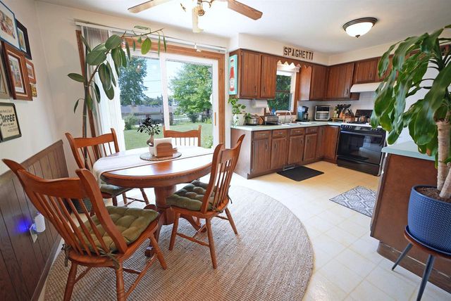 2915 BROOKVIEW COURT, Green Bay, WI 54313