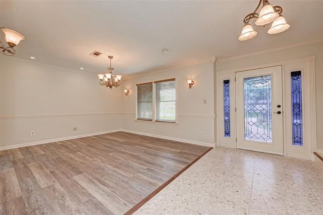 8515 Twelve Oaks Drive, Texas City, TX 77591