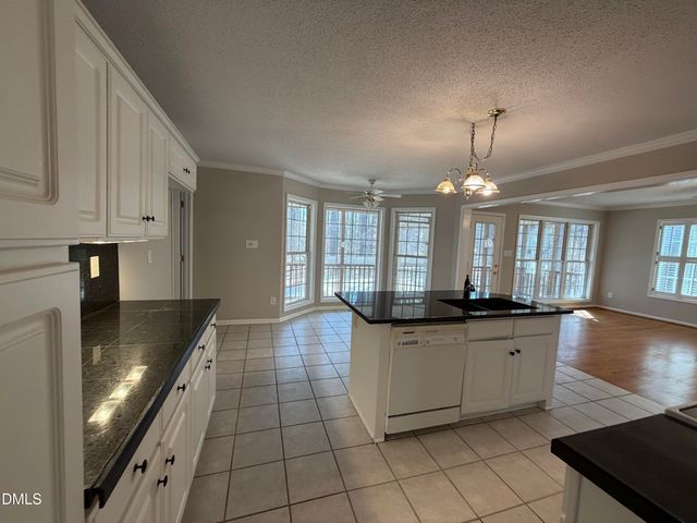 110 Redbay Lane, Clayton, NC 27527