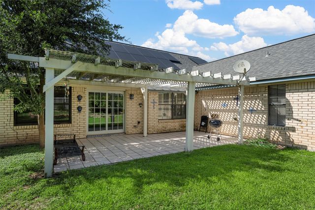 3230 Village Park Drive, Waco, TX 76708