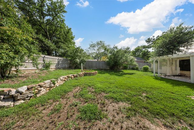 3230 Village Park Drive, Waco, TX 76708