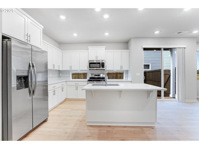 7735 Se Affinity Ln, Hillsboro, OR 97123