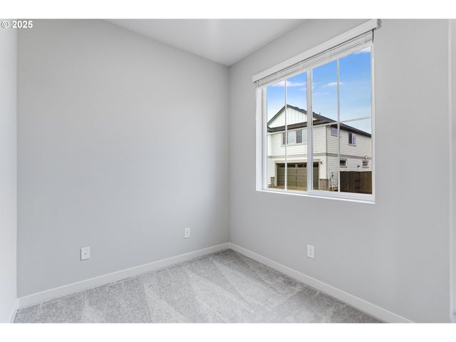 7735 Se Affinity Ln, Hillsboro, OR 97123