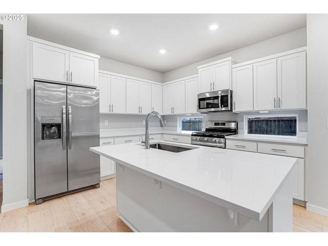 7735 Se Affinity Ln, Hillsboro, OR 97123