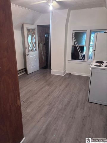 6 Hedges Avenue, Jamestown, NY 14701