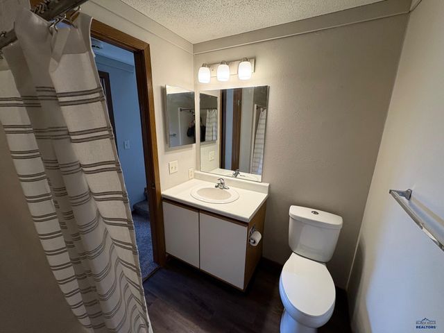 1107 FIELD VIEW DR, Rapid City, SD 57701