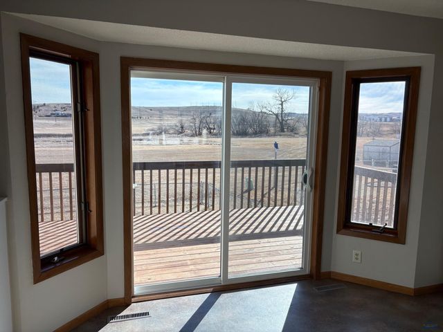 1107 FIELD VIEW DR, Rapid City, SD 57701